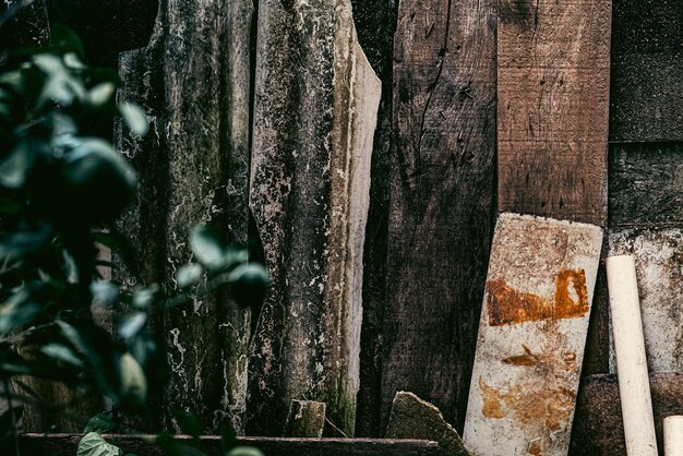 Jak naturalne materiały mogą wpłynąć na estetykę twojego ogrodu?