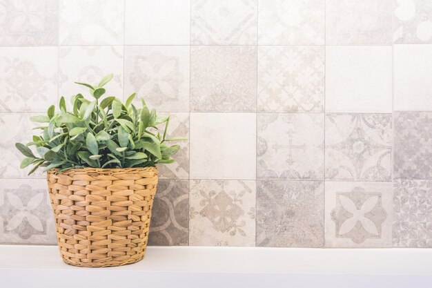 Jak wybrać idealne płytki do małej łazienki?